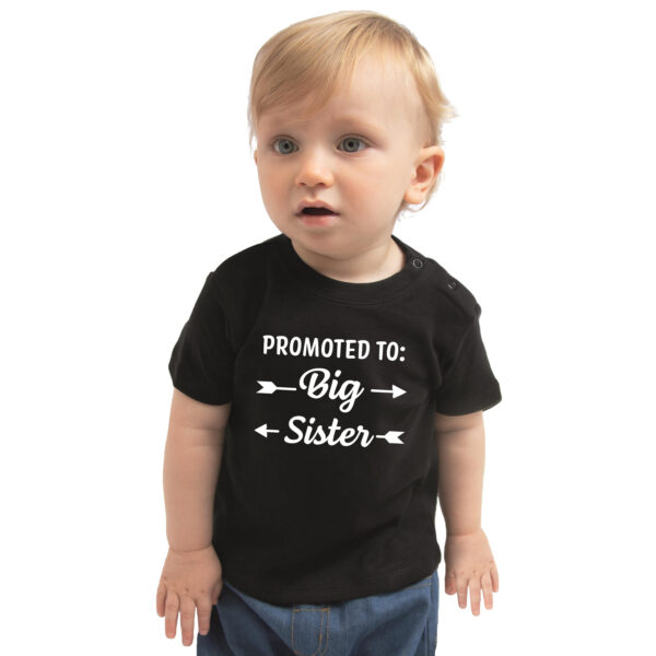 Promoted to big sister cadeau t-shirt zwart baby/ meisje - Aankodiging zwangerschap grote zus